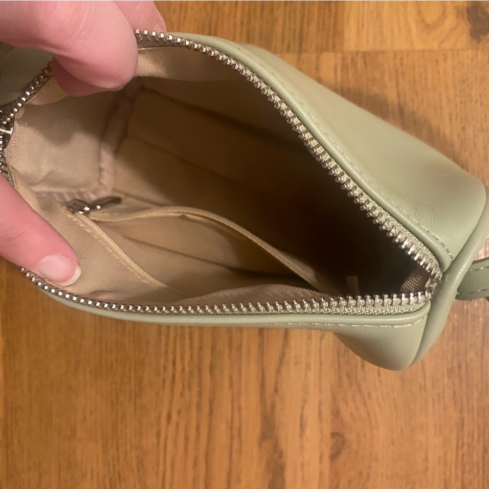 BCBGMaxAzria Light Green Shoulder Mini Bag- worn once! - Picture 2 of 4